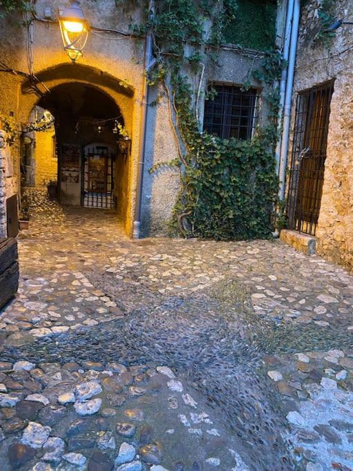 Loft En Plein Coeur Du Village Saint-Paul-de-Vence Exterior foto